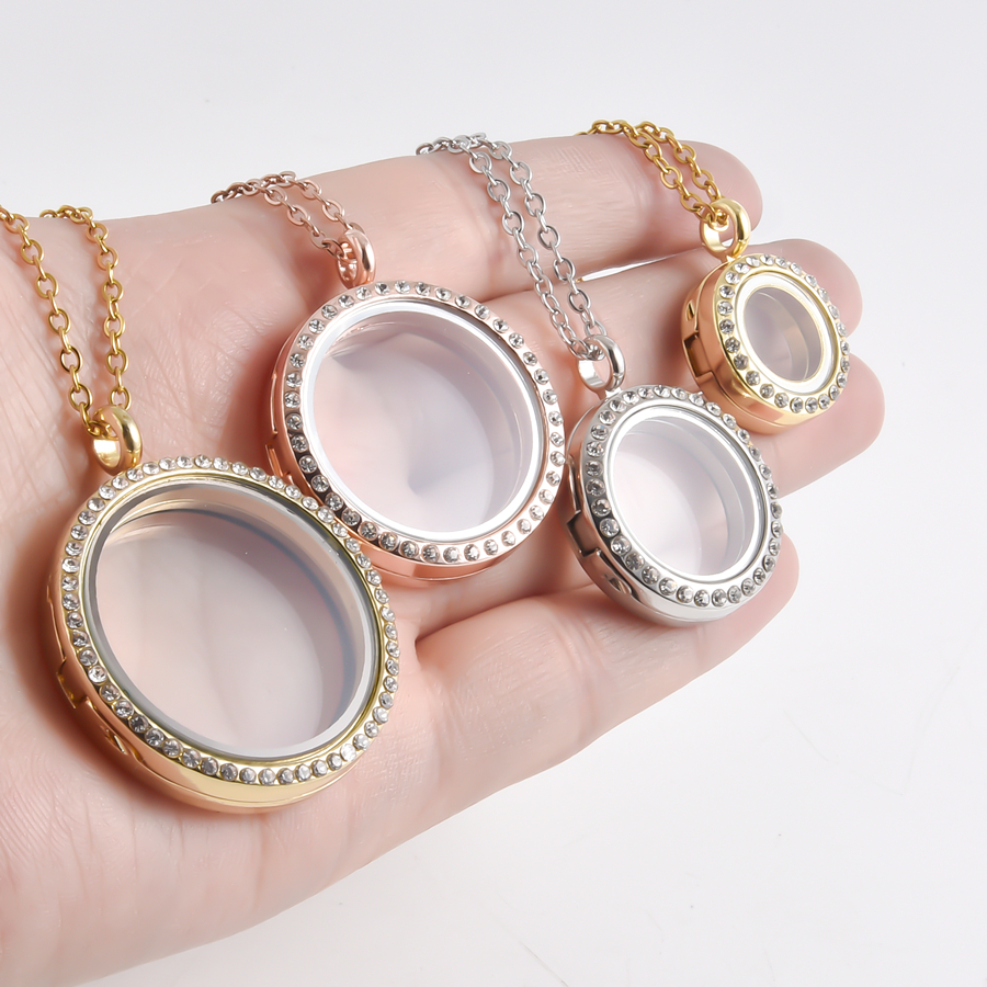 Alloy Round Shiny Rhinestone G - Men Accessories Locket 评论和价格