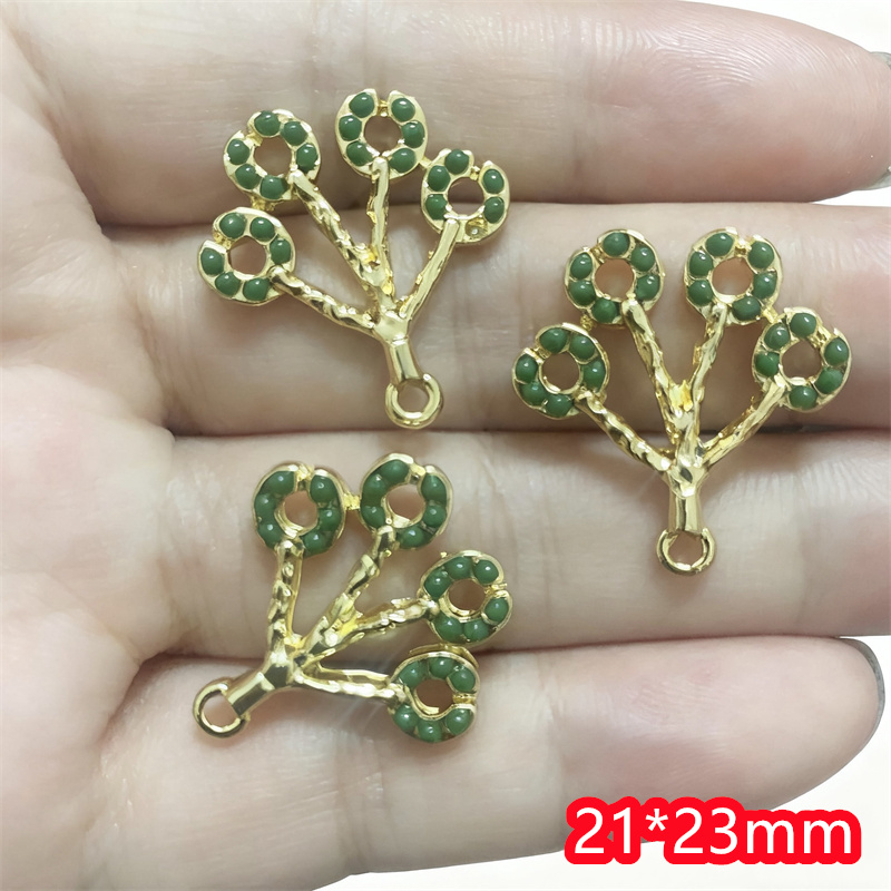 Wholesale 50pcs/lot green colo - Men Accessories Locket 评论和价格